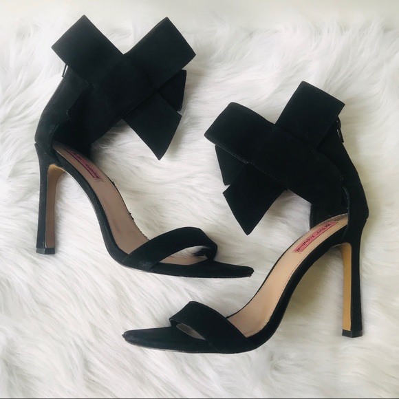 betsey johnson bow shoes